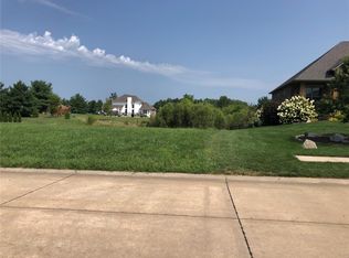 8437 Stone Ledge Dr, Edwardsville, IL 62025