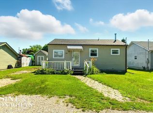 7319 Bealane Rd, Algonac, MI 48001