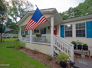 21 Warwick Court, Hampstead, NC 28443
