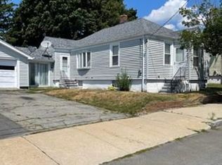 596 Pokross St, Fall River, MA 02724