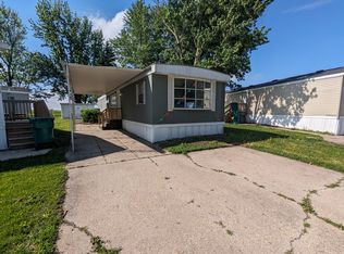 304 Country Elms Est #304, Galesburg, IL