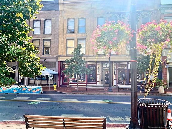 4th image of 188 Ely Ave