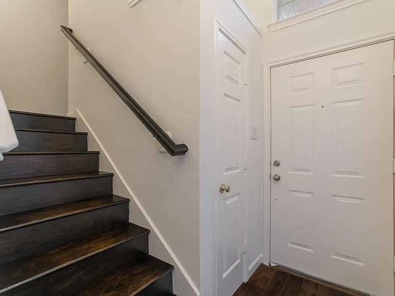 226 Blushwood Pl — Photo 27