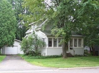 946 Pinos St, Rhinelander, WI 54501