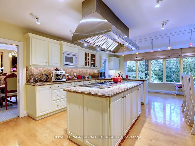 1497 Randor Dr — Photo 12