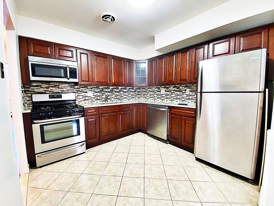1st image of 2116 E 65th St #1A