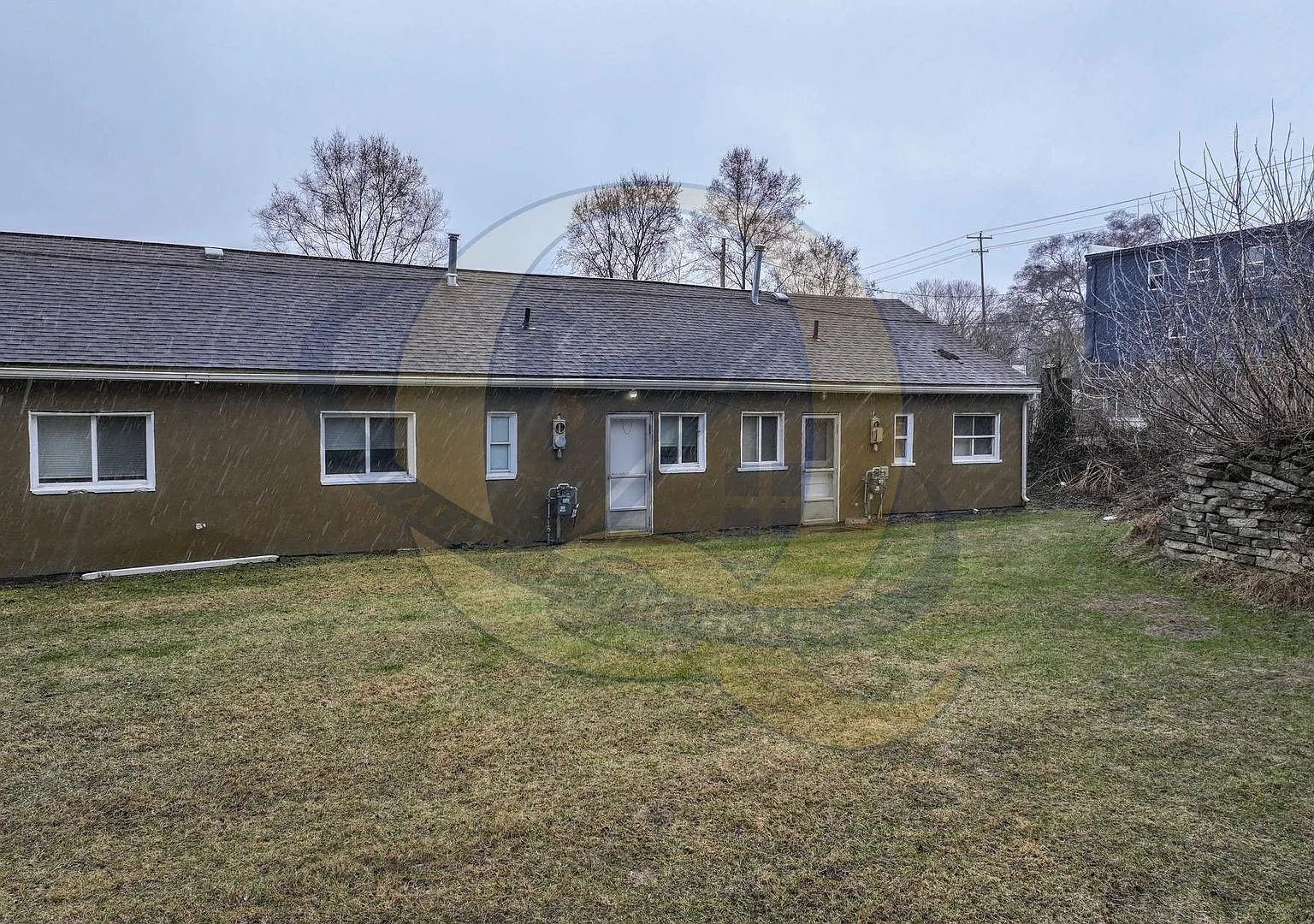 Genesee Apartments — Photo 2
