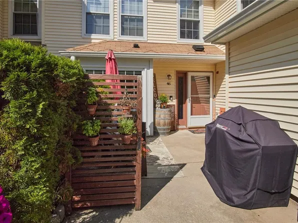 46 Olde Wagon Road, Warwick, NY 10990