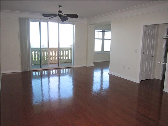 3rd image of 750 N Tamiami Trl Unit 1109