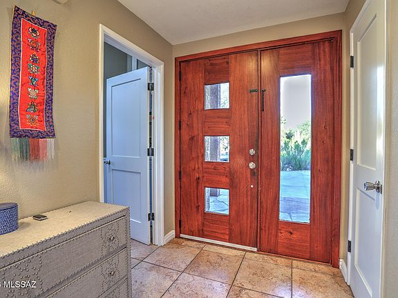 3rd image of 4420 E Cerrada Del Charro