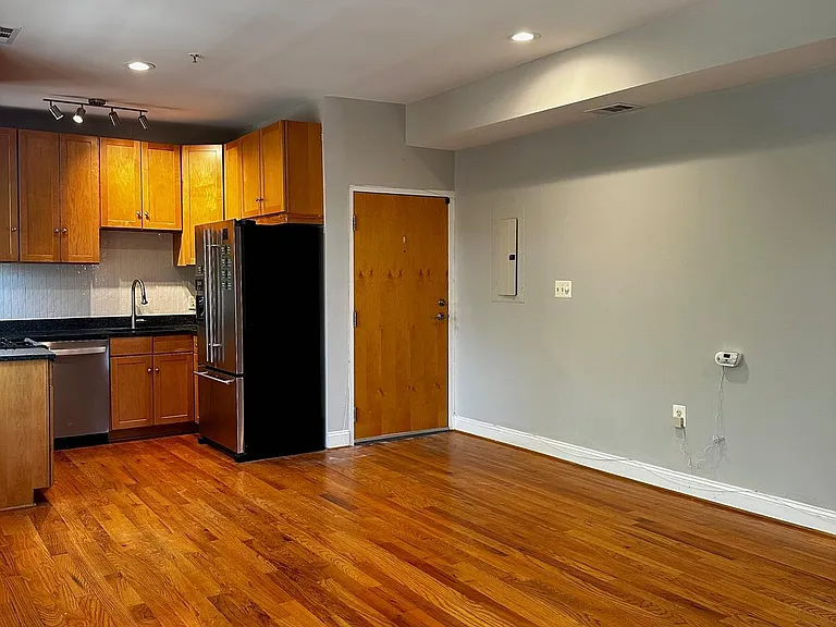 1101 Fairmont St NW #7 — Photo 12