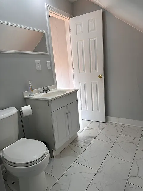 2 bed, 1000 sqft, $2,350 — Photo 4