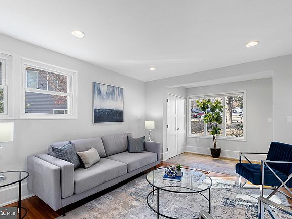 2nd image of 6343 Dogwood Pl