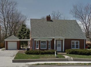 533 N Webster St, Taylorville, IL 62568