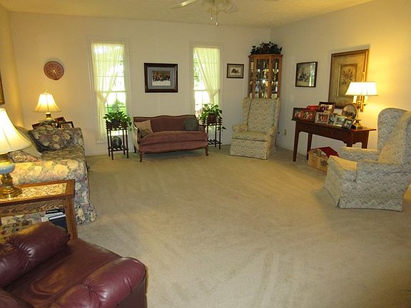 2nd image of 2357 Woodview Ct