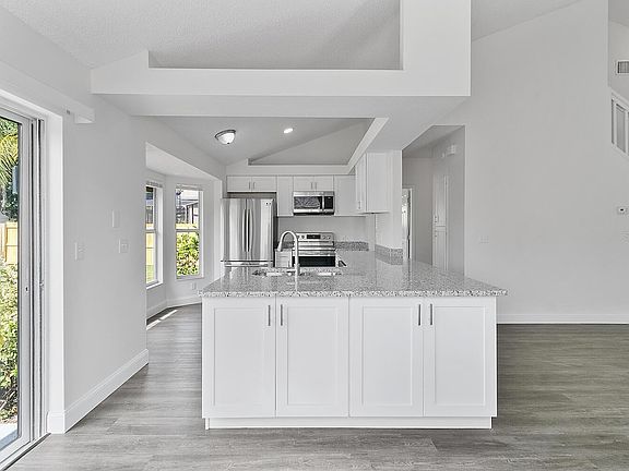 3rd image of 8748 Exposition Dr