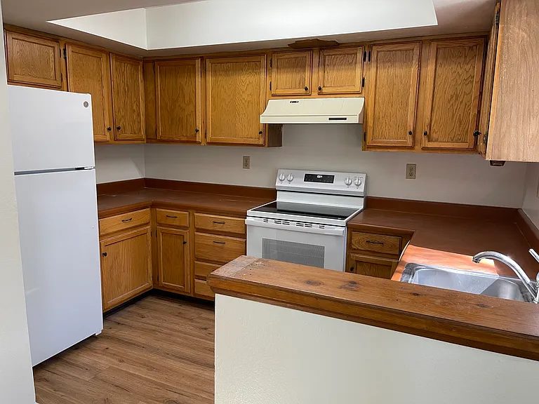 340 Chaparral Rd #1 — Photo 2