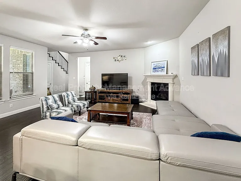 9209 Guadalupe St — Photo 9