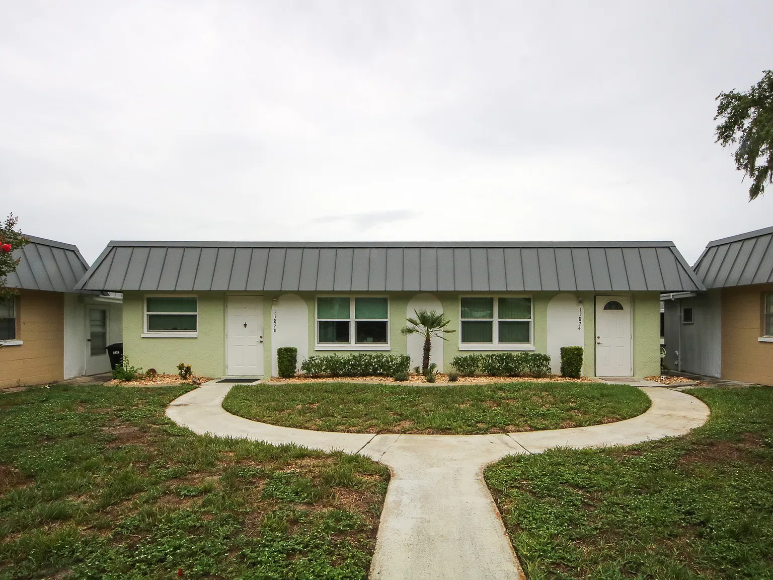 1 bed, 1.5 bath, 907 sqft, $1,400 — Photo 2
