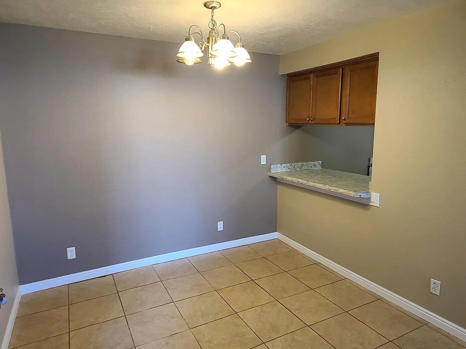 2 bed, 720 sqft, $1,500 — Photo 4