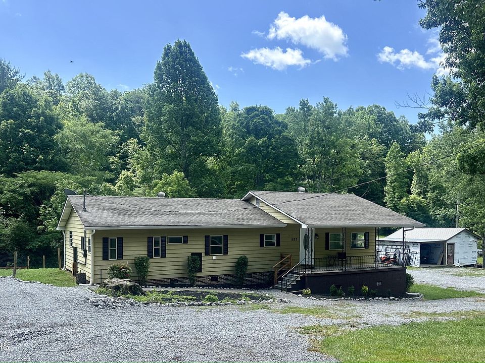 1st image of 1822 Hughes Loop