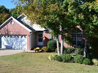14 Rocky Crest Ct, Little Rock, AR 72211