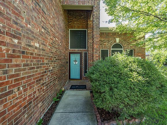 3rd image of 7824 Teal Dr