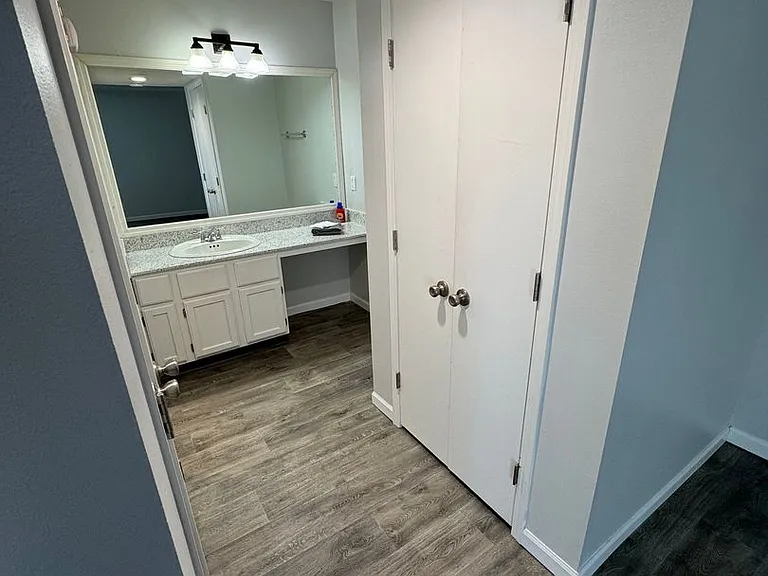 The Vibe at 8035 Apartments — Photo 40