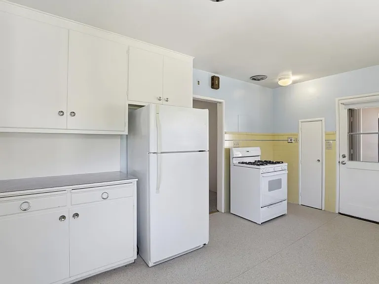 938 Alice Ln #1 — Photo 9