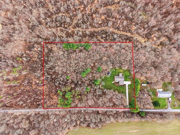 5th image of 4293 Legend Rd NW