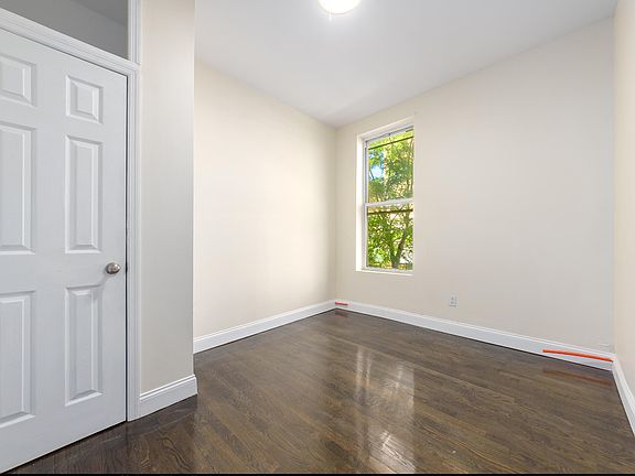 3rd image of 359 Nostrand Ave APT 2