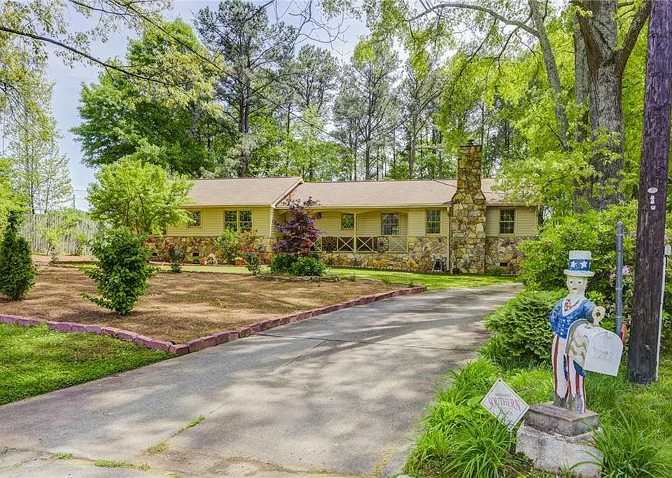 1st image of 2223 Hylaea Rd