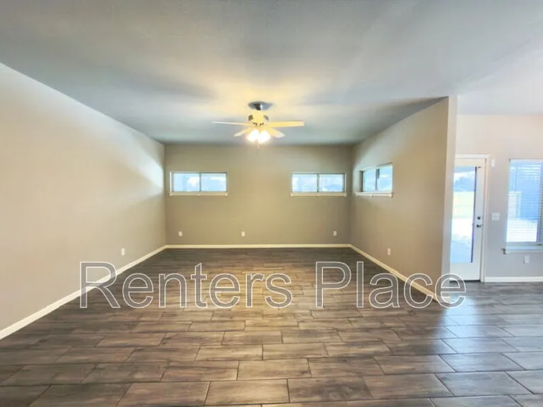 13936 S Ironwood Pl E — Photo 8