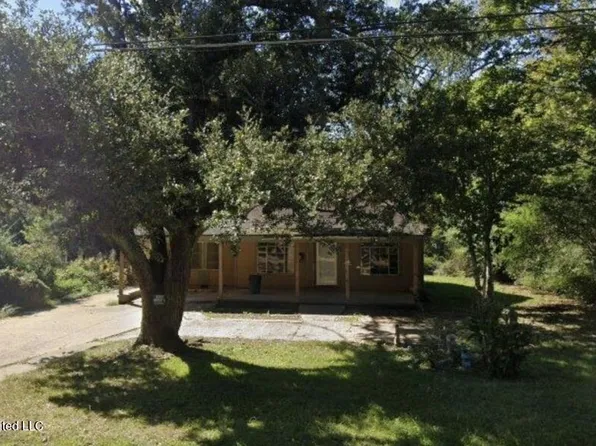 2161 W McDowell Rd, Jackson, MS 39204