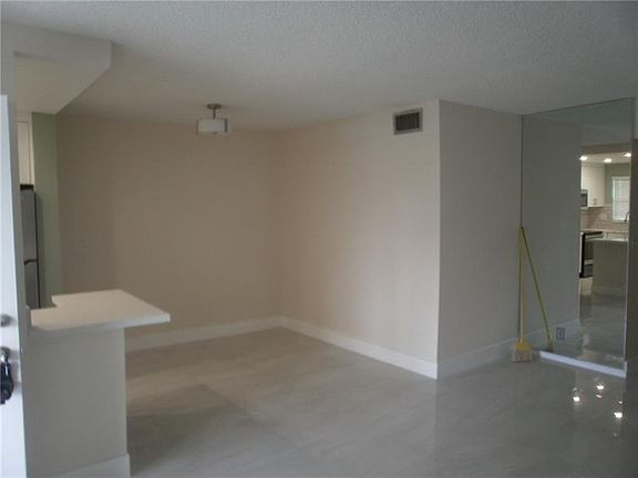 5th image of 1971 SE 5th Ct #103E