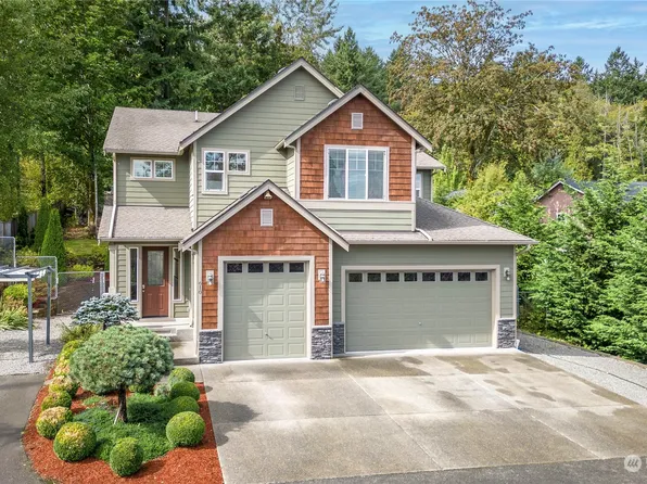 610 70th Avenue E, Tacoma, WA 98424