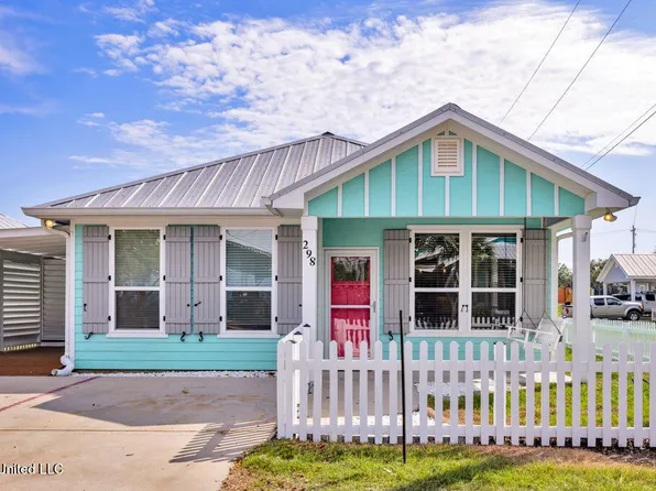 298 Union St, Bay Saint Louis, MS 39520