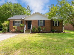 901 McPherson St, Elizabeth City, NC 27909