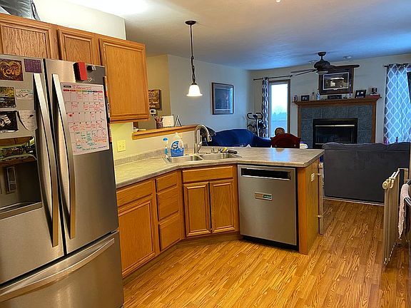 4th image of 600 Autumn Crest Dr
