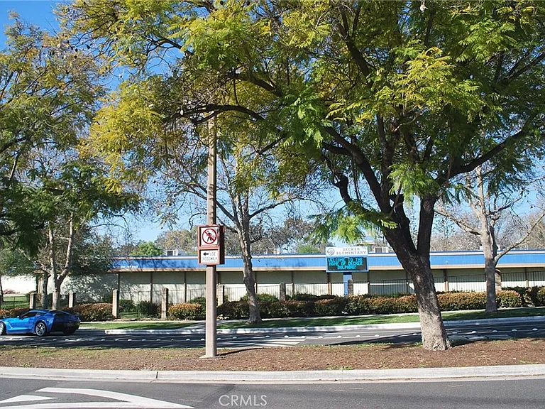 4 Country Mile Rd — Photo 20