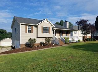 285 Hayes Trce, Hiram, GA 30141