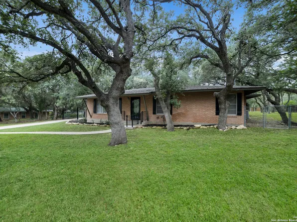 305 CALADIUM DR, Castle Hills, TX 78213