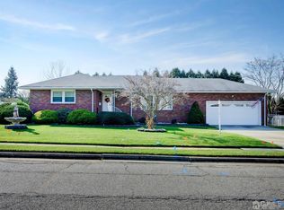 6 Vernon St, Parlin, NJ 08859