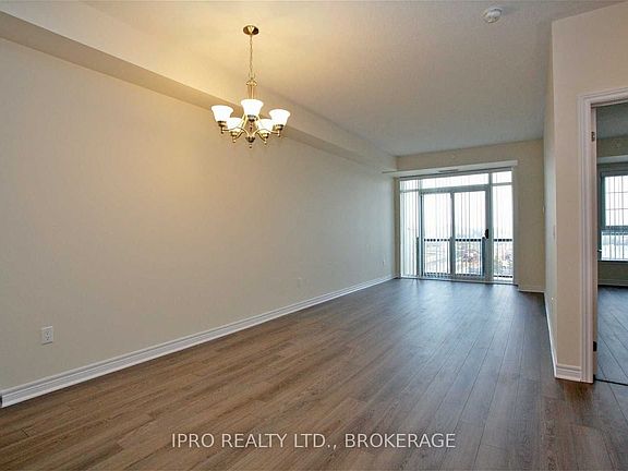 3rd image of 216 Oak Park Blvd #426
