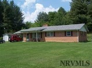 20 Dell School Ln, Fries, VA 24330