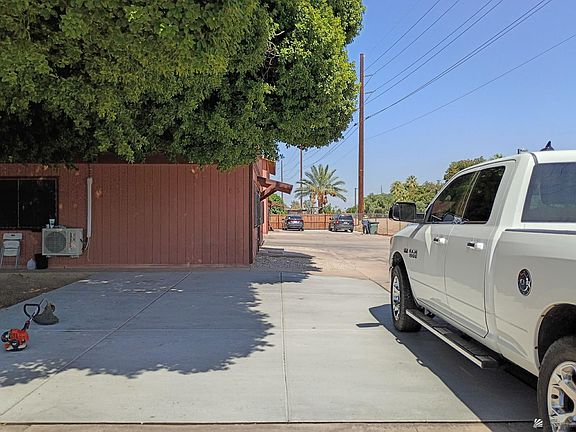 2nd image of 143 S 14th Ave