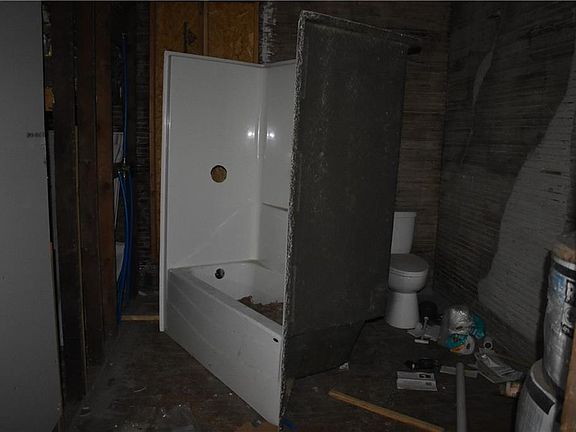 5th image of 2504 Lafayette St