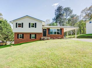 1327 Fernwood Dr, La Fayette, GA