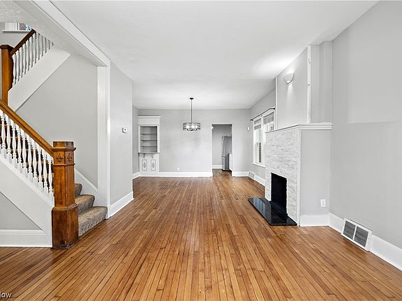 2nd image of 1773 W 47th St