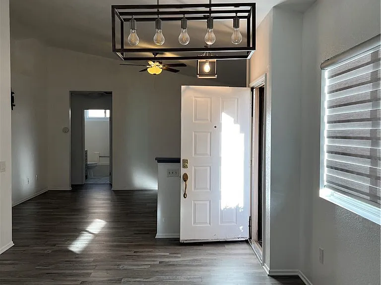 12357 Glenwood Ln — Photo 19